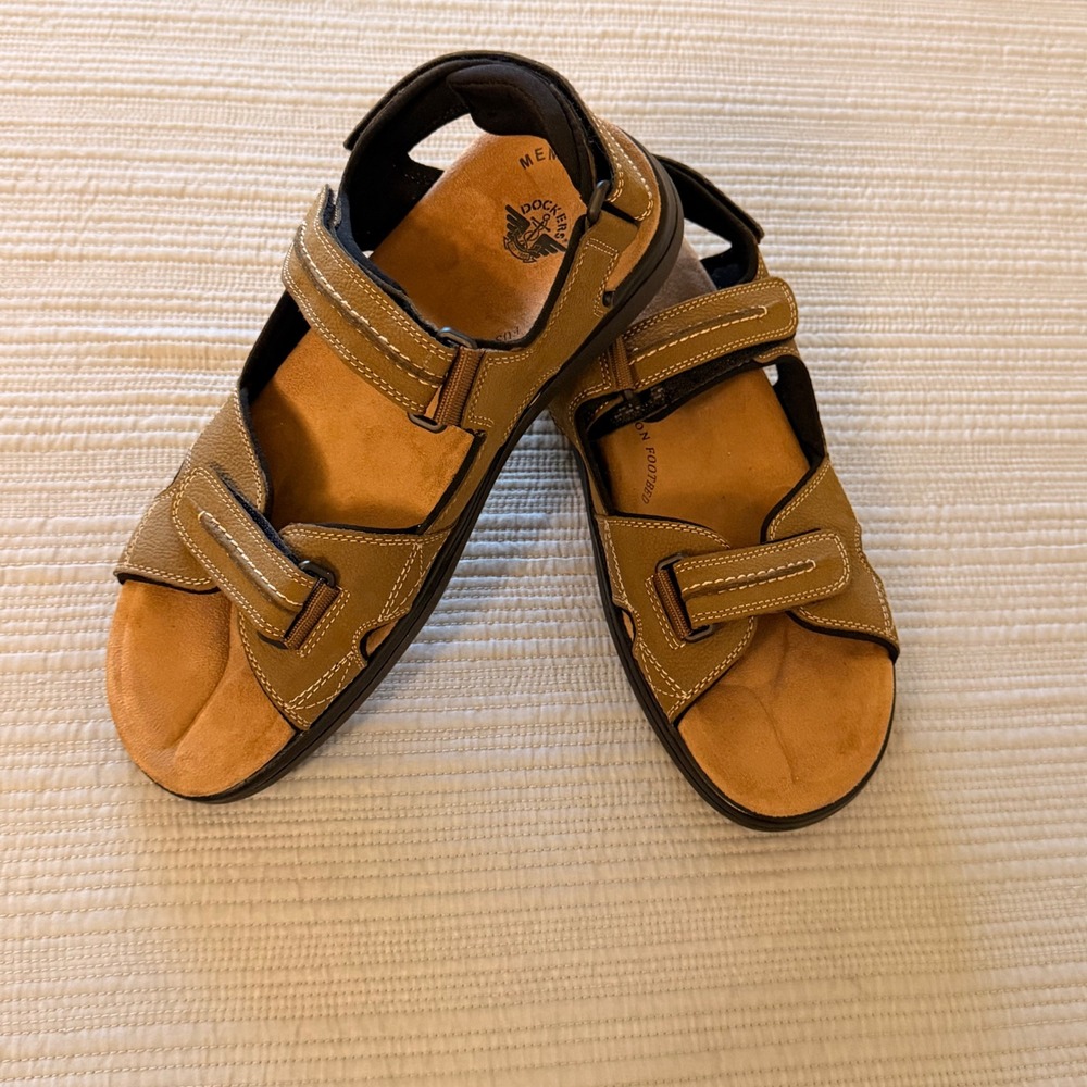 NEW Dockers Mens Sunland Memory Foam Fisherman Sandals Brown 90-21382 Size 12M